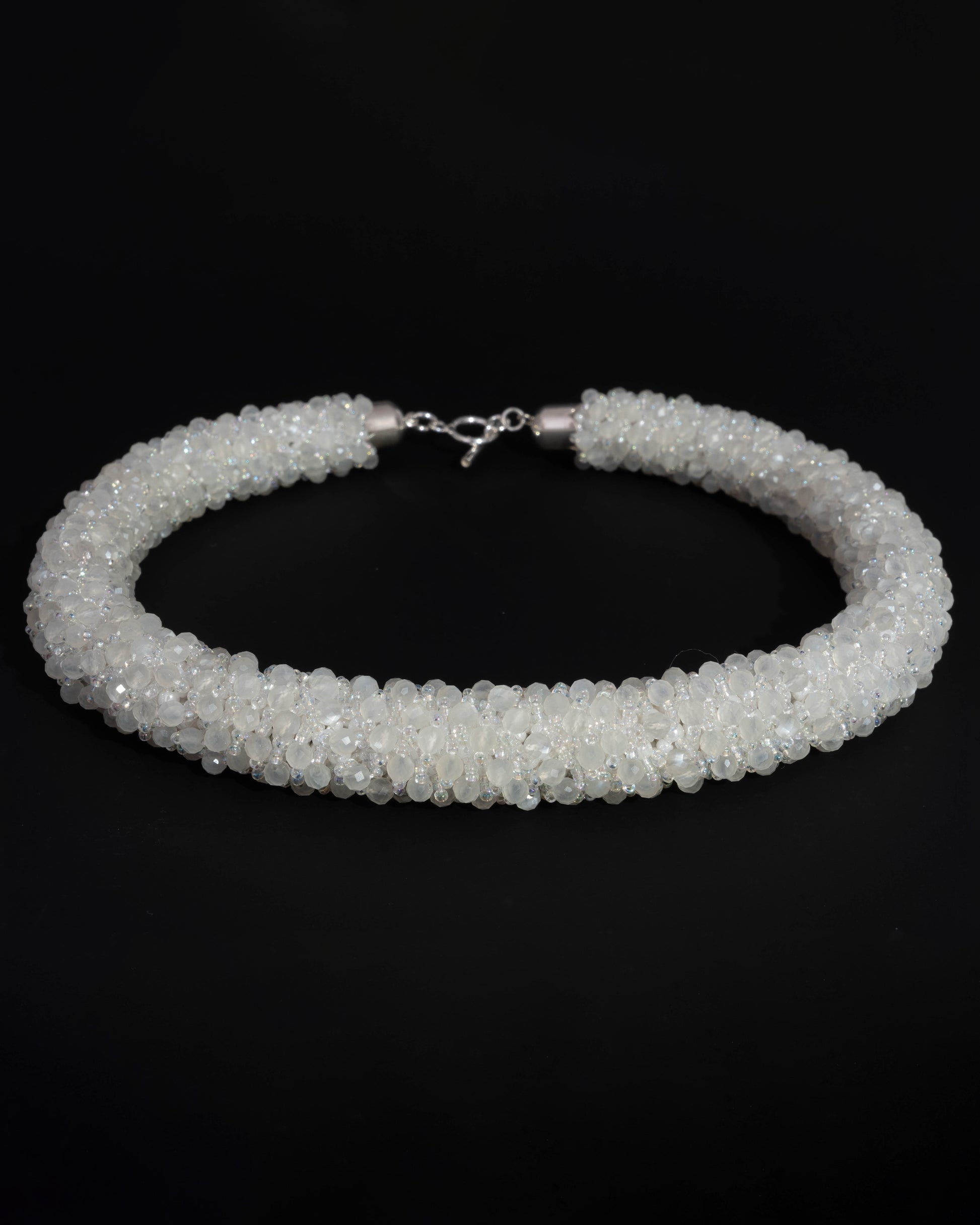 Radiant moonstone elegant necklace featuring chunky white moonstones with a silver T-bar clasp, 45 cm in length, perfect for special occasions.