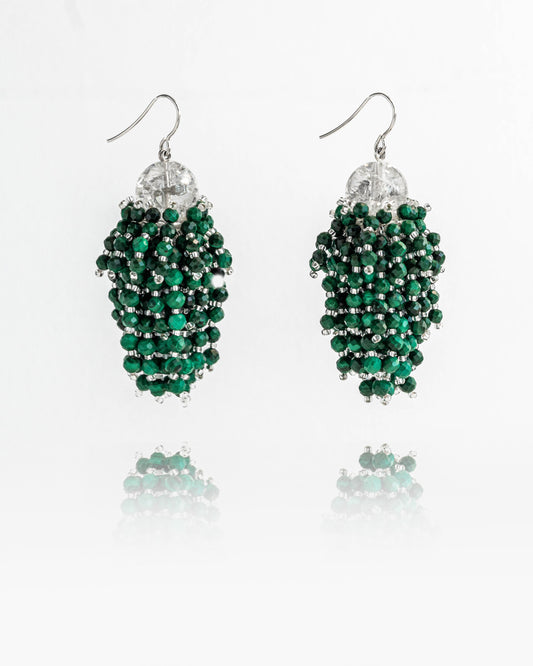 Green malachite fringe earrings featuring vibrant natural gemstones with silver hooks, 6 cm in length, offering bold and elegant design.