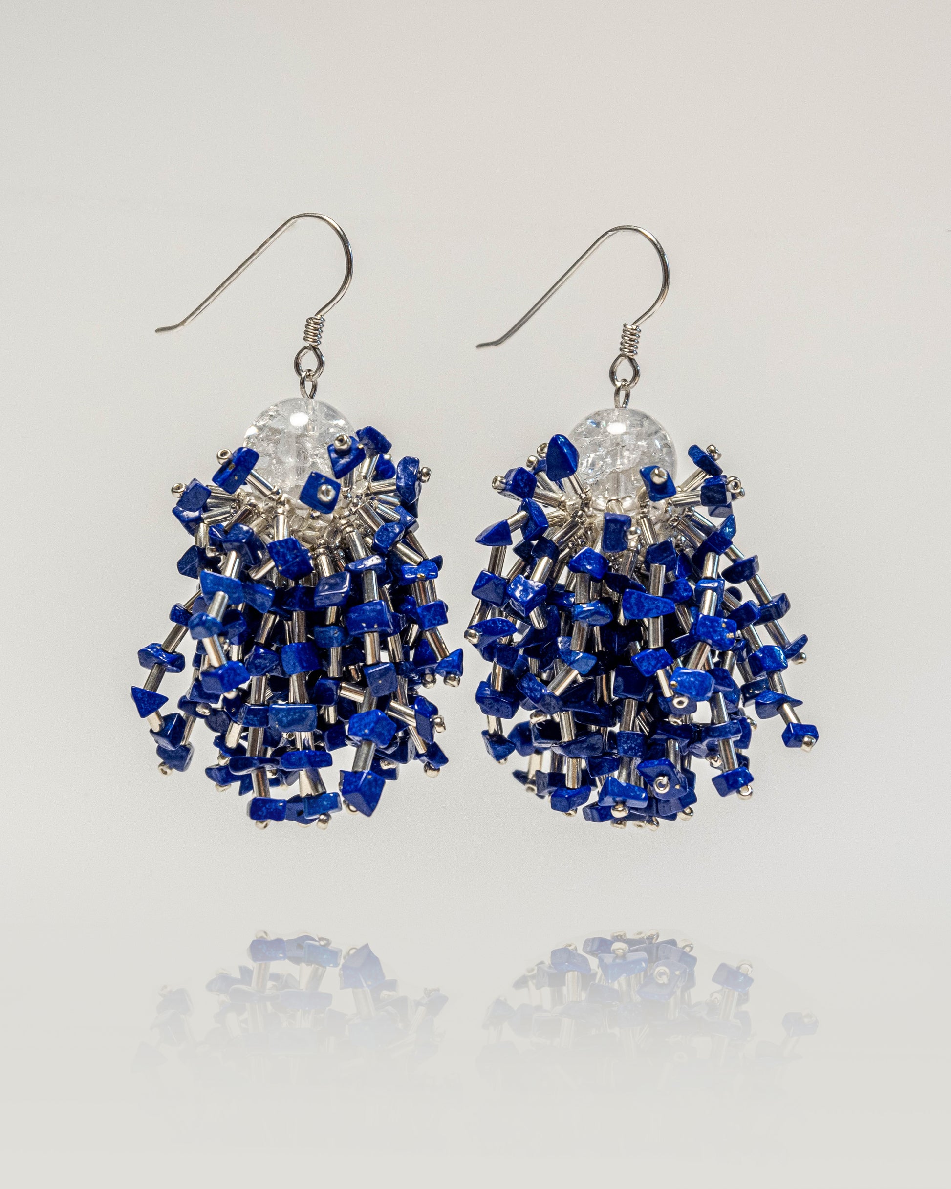 Lapis lazuli sparkling fringe earrings featuring vibrant blue gemstones with silver hooks, 6 cm in length, offering timeless elegance.