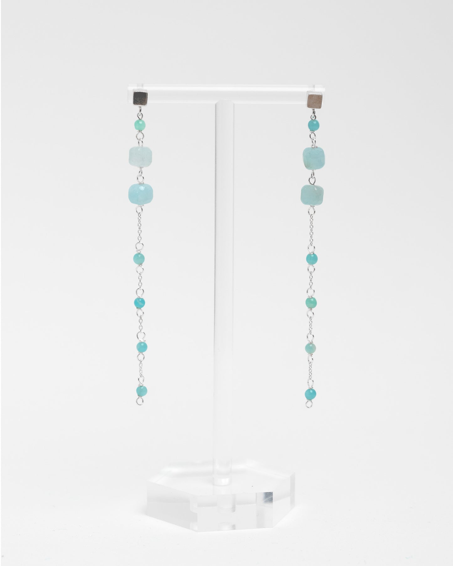 Pendientes largos artesanales de amazonita con cadena de plata