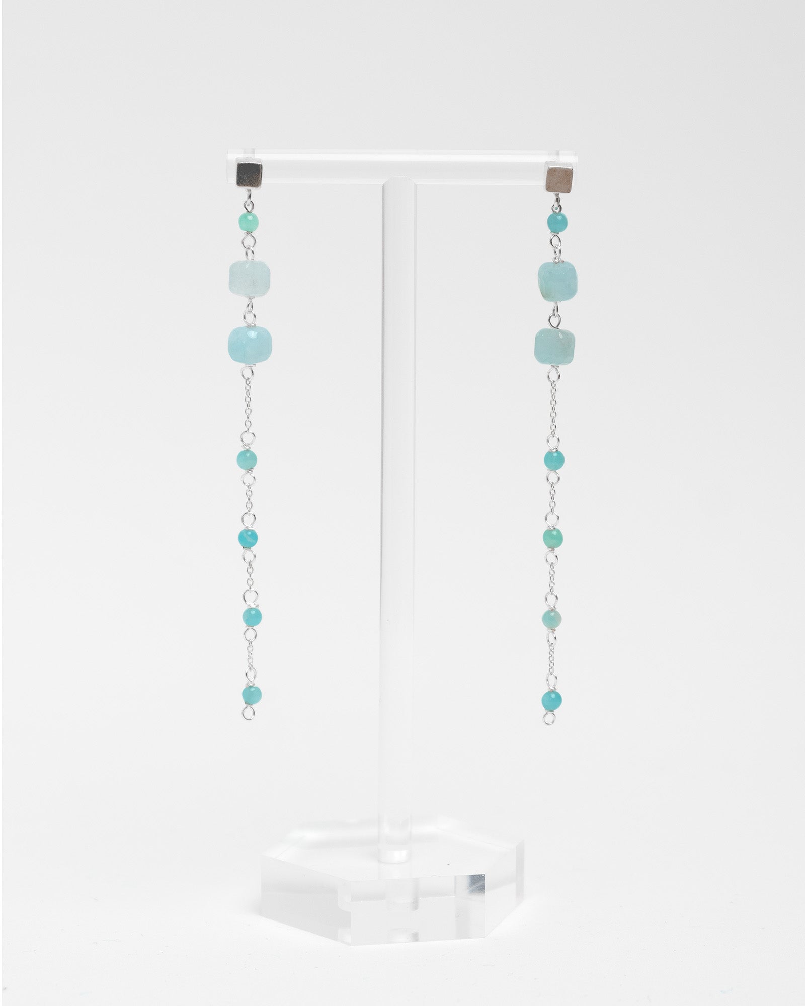 Pendientes largos artesanales de amazonita con cadena de plata