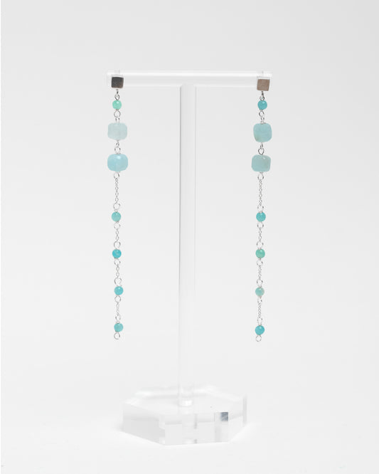 Pendientes largos artesanales de amazonita con cadena de plata