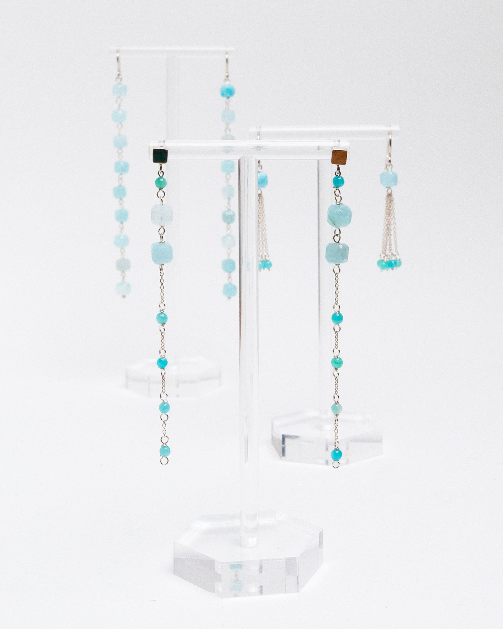 Pendientes artesanales de amazonita con cadena de plata