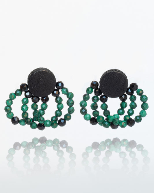 Malachite bead and leather earrings with silver studs, 2 cm in length, offering a bold and modern design.