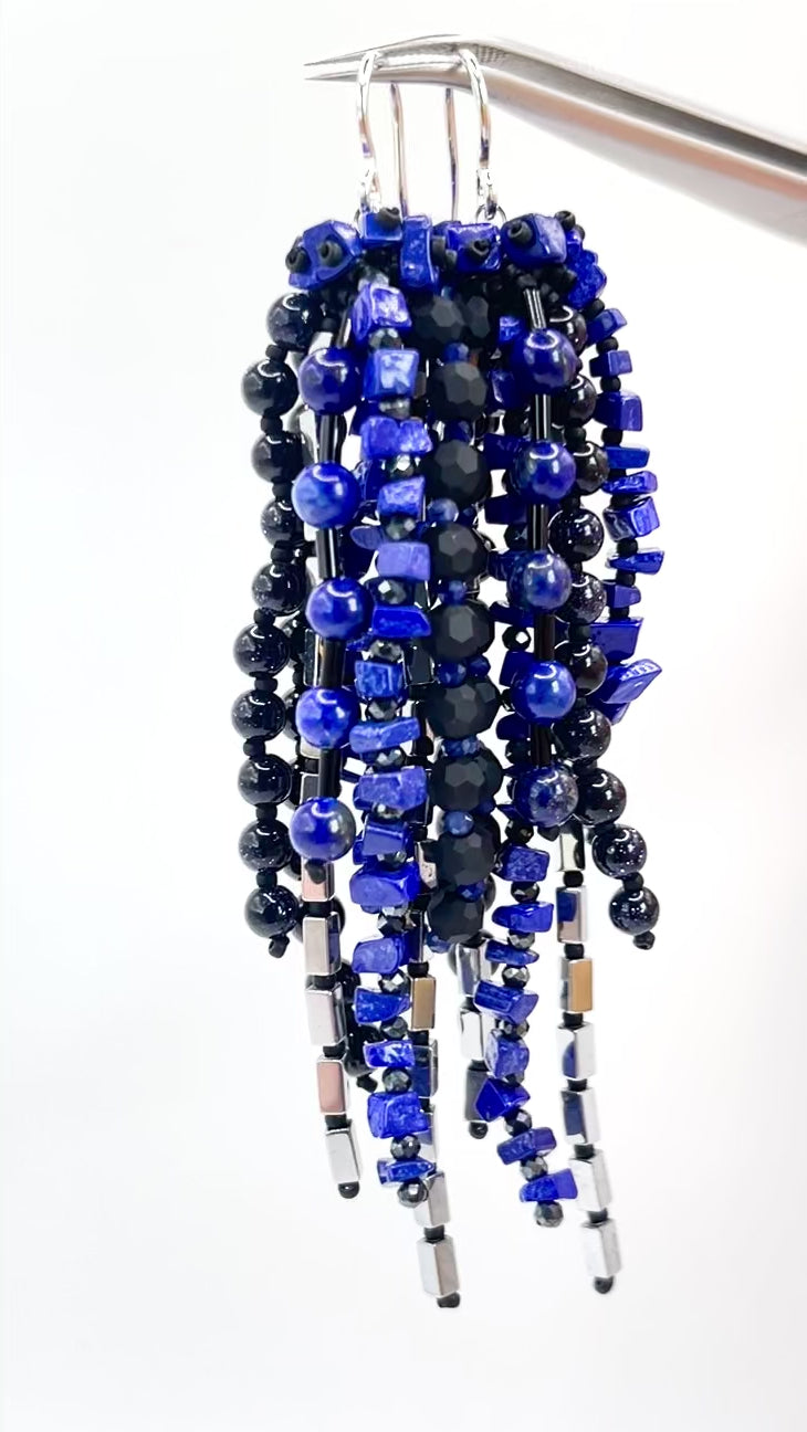 Long earrings featuring lapis lazuli, aventurine, black agate, spinel, hematite, and sterling silver, 8 cm in length, with elegant strands of natural gemstones.